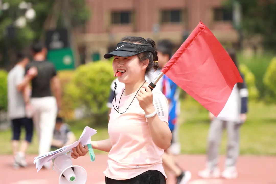 4.jpg 4.jpg